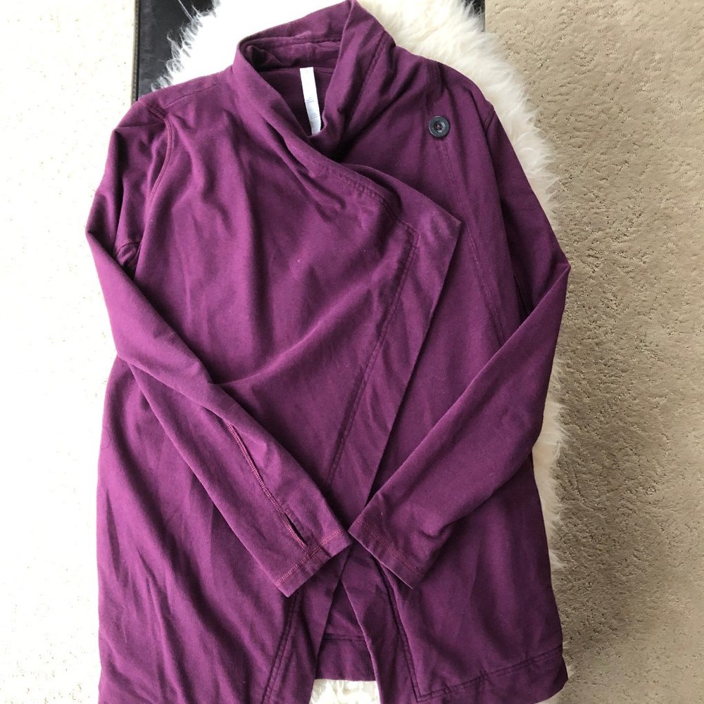 LULULEMON Wrap Sweater/Jacket sz. 8